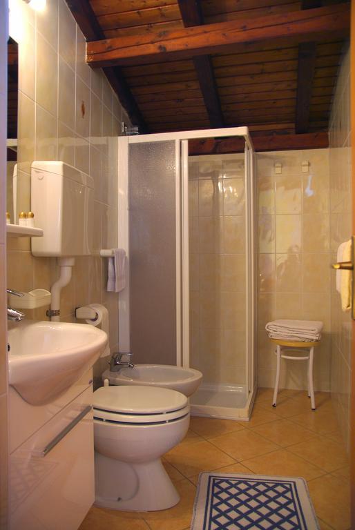 Hotel Residence Panoramica Brenzone sul Garda Szoba fotó