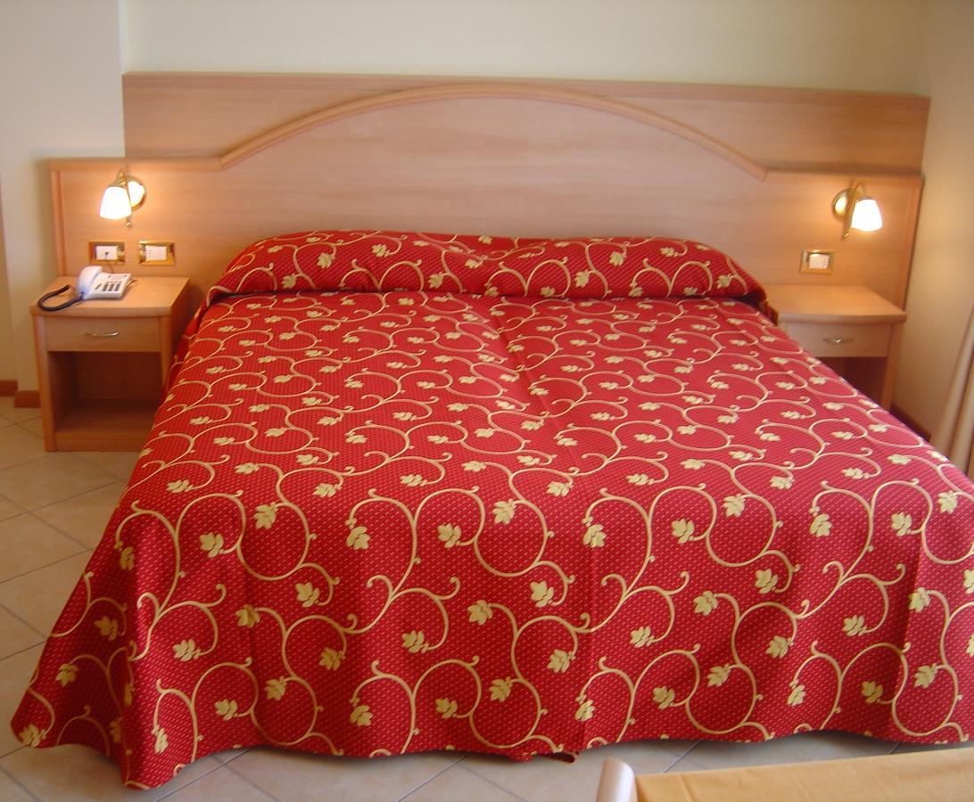 Hotel Residence Panoramica Brenzone sul Garda Kültér fotó